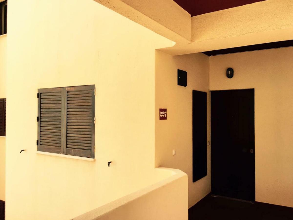 Lagos Apartment Ap Praia Dona Ana ภายนอก รูปภาพ