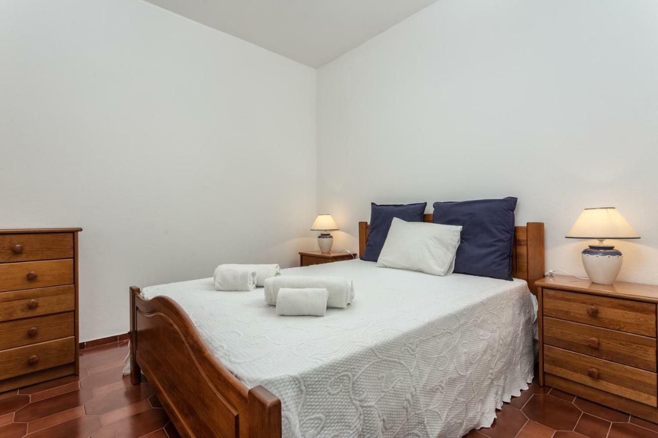 Lagos Apartment Ap Praia Dona Ana ภายนอก รูปภาพ